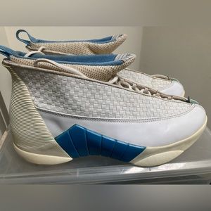 Jordan 15 OG
Columbia
